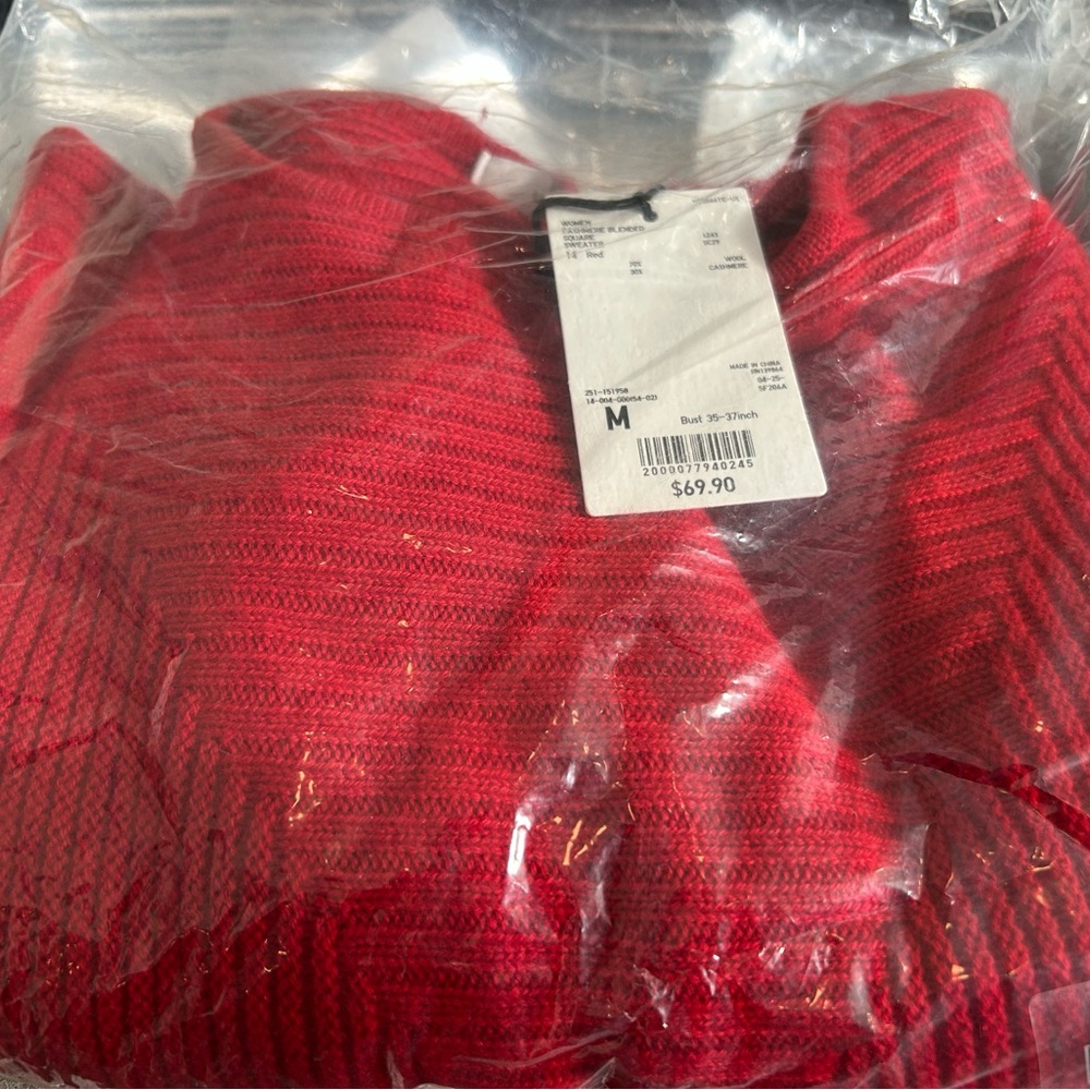 Uniqlo x Lemaire Women's Wool cashmere Cream Sweater RED
